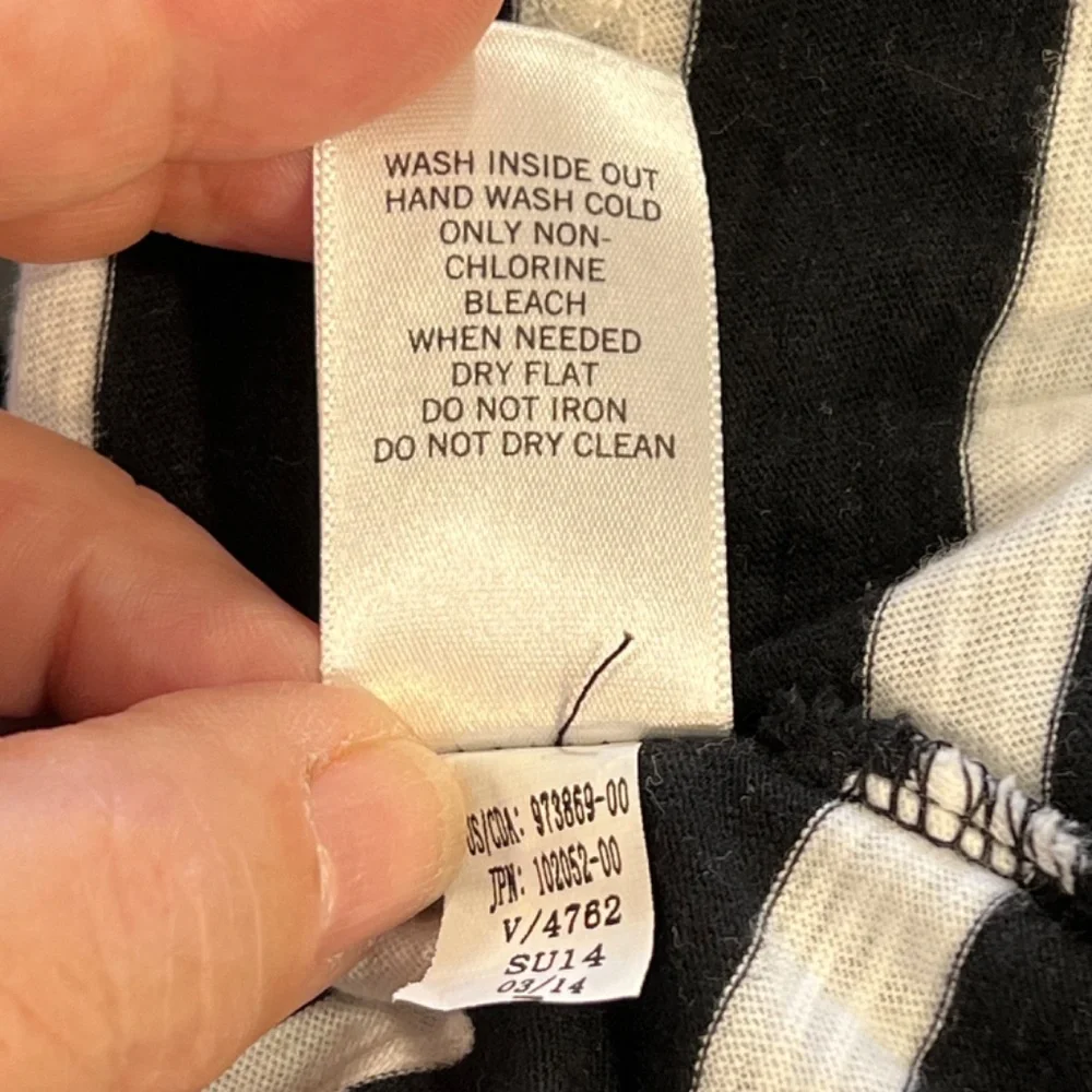 Banana Republic Black & White Sequined Tank Top Size Large - Picture 8 of 12